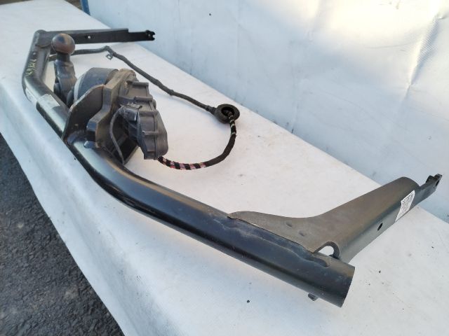 bontott SKODA KAROQ Vonóhorog