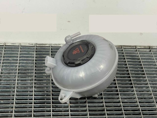 bontott SKODA KODIAQ Kiegyenlítő Tartály