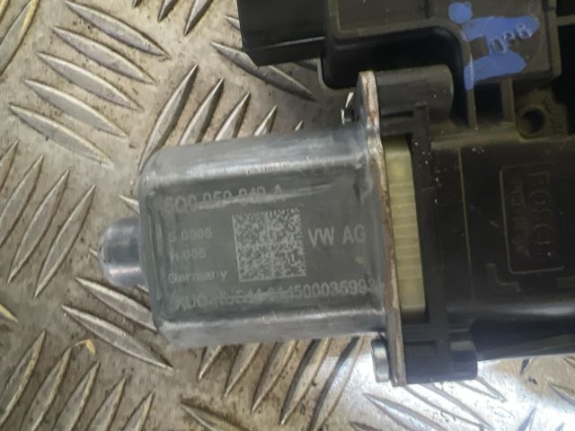 bontott SKODA KODIAQ Bal első Ablakemelő Szerkezet (Elektromos)