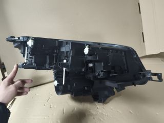 bontott SKODA KODIAQ Bal Fényszóró