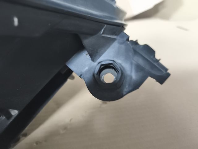 bontott SKODA KODIAQ Bal Fényszóró