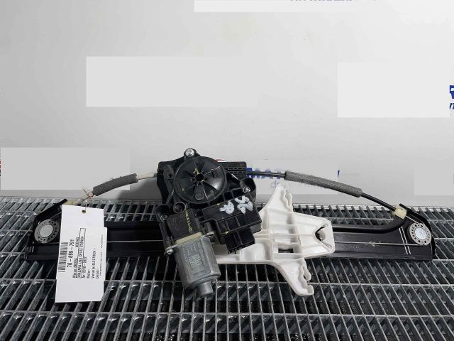 bontott SKODA KODIAQ Bal hátsó Ablakemelő Szerkezet (Elektromos)