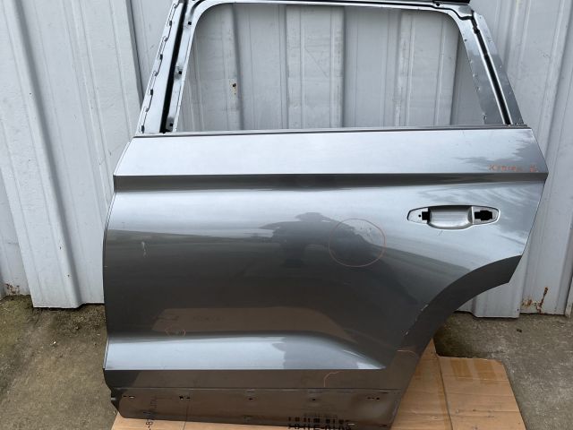 bontott SKODA KODIAQ Bal hátsó Ajtó (Üres lemez)