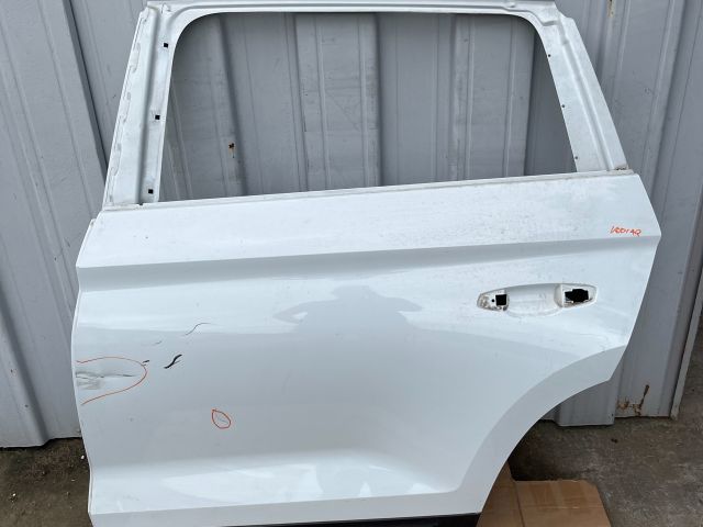 bontott SKODA KODIAQ Bal hátsó Ajtó (Üres lemez)