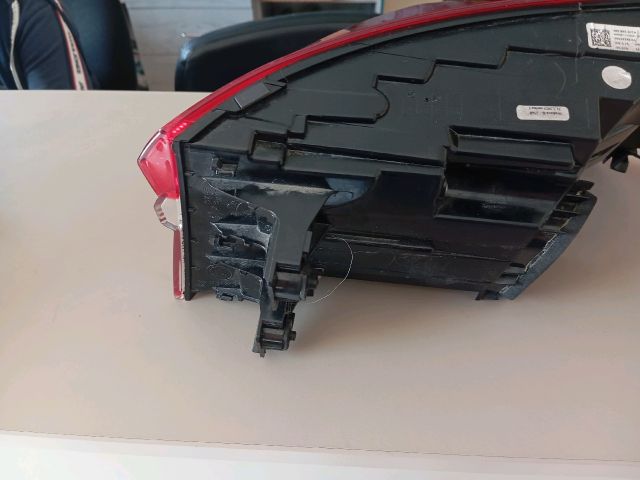 bontott SKODA KODIAQ Bal Külső Hátsó Lámpa