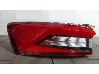 bontott SKODA KODIAQ Bal Külső Hátsó Lámpa