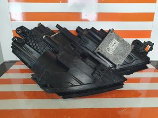 bontott SKODA KODIAQ Bal Ledes Fényszóró