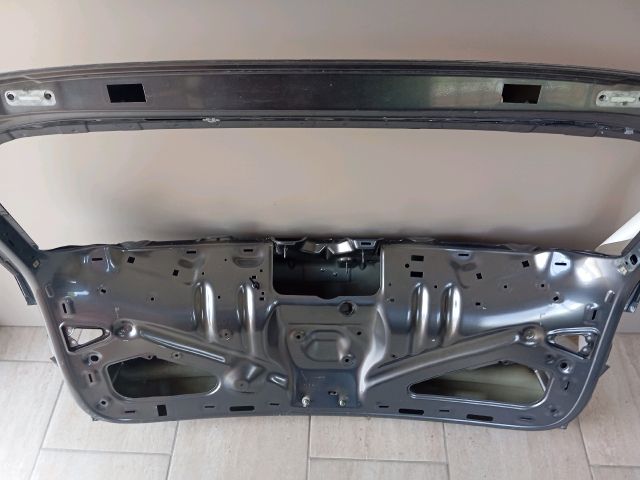 bontott SKODA KODIAQ Csomagtérajtó (Üres lemez)