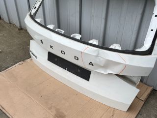 bontott SKODA KODIAQ Csomagtérajtó (Üres lemez)