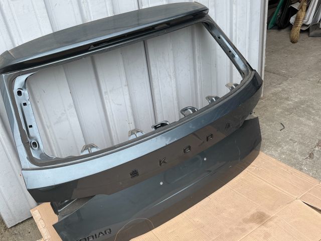 bontott SKODA KODIAQ Csomagtérajtó (Üres lemez)