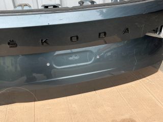 bontott SKODA KODIAQ Csomagtérajtó (Üres lemez)