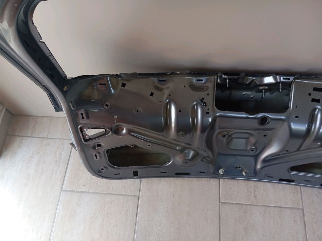 bontott SKODA KODIAQ Csomagtérajtó (Üres lemez)