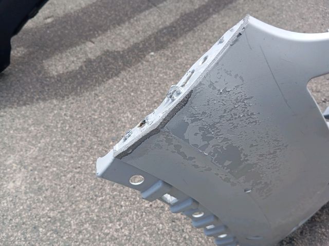 bontott SKODA KODIAQ Első Lökhárító (Részeivel)