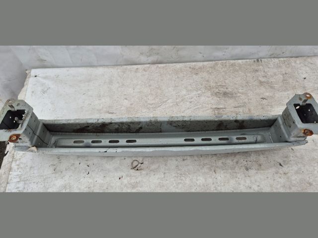 bontott SKODA KODIAQ Hátsó Lökhárító Merevítő (Fém)