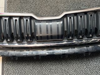 bontott SKODA KODIAQ Hűtőrács