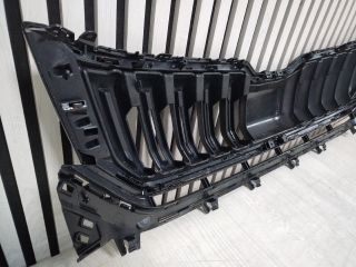 bontott SKODA KODIAQ Hűtőrács