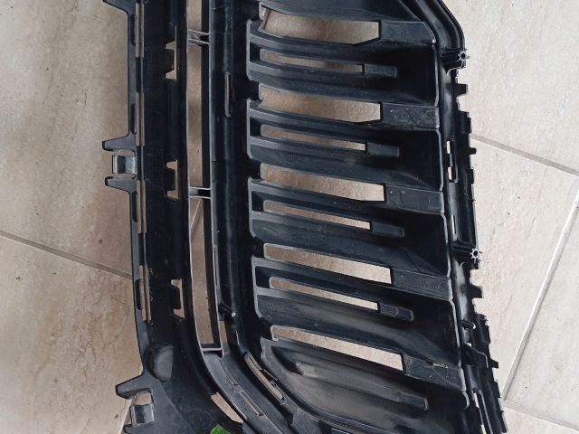 bontott SKODA KODIAQ Hűtőrács