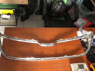 bontott SKODA KODIAQ Hűtőrács