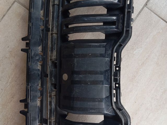 bontott SKODA KODIAQ Hűtőrács