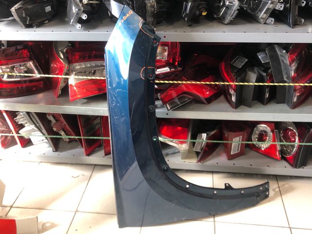 bontott SKODA KODIAQ Jobb első Sárvédő