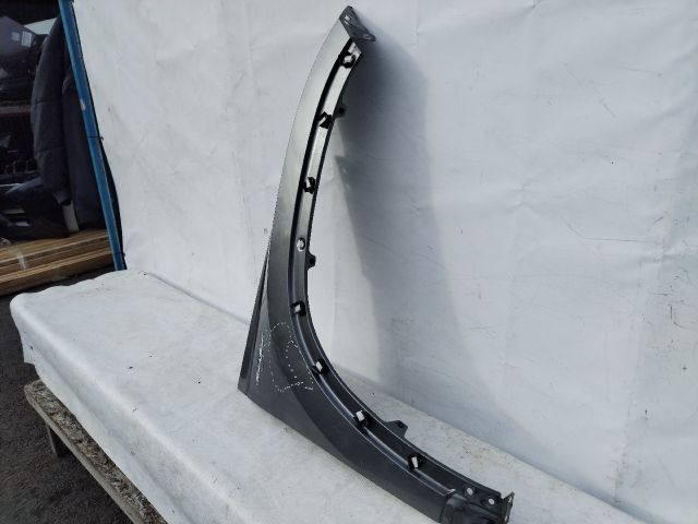 bontott SKODA KODIAQ Jobb első Sárvédő