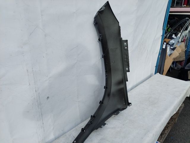 bontott SKODA KODIAQ Jobb első Sárvédő