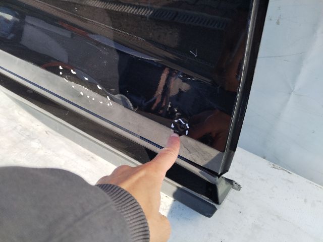 bontott SKODA KODIAQ Jobb hátsó Ajtó (Üres lemez)