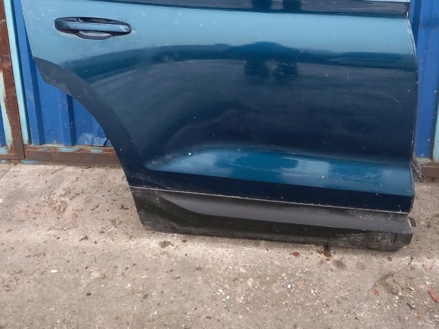 bontott SKODA KODIAQ Jobb hátsó Ajtó (Üres lemez)