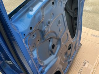 bontott SKODA KODIAQ Jobb hátsó Ajtó (Üres lemez)