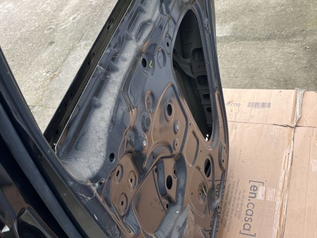 bontott SKODA KODIAQ Jobb hátsó Ajtó (Üres lemez)