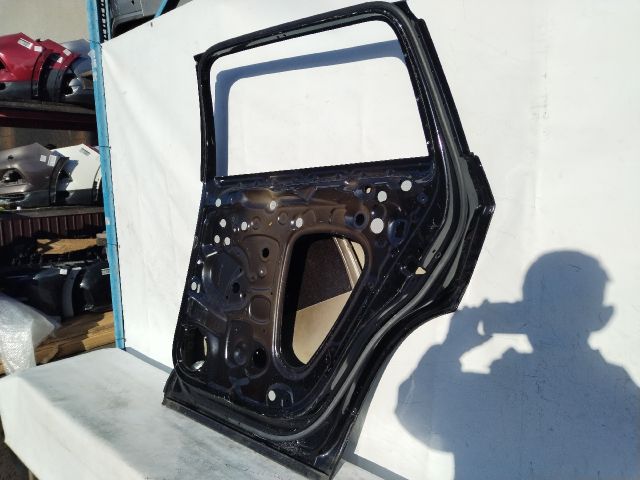 bontott SKODA KODIAQ Jobb hátsó Ajtó (Üres lemez)