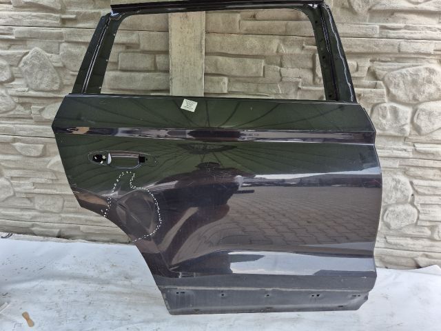 bontott SKODA KODIAQ Jobb hátsó Ajtó (Üres lemez)