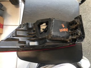 bontott SKODA KODIAQ Jobb Hátsó Lámpa