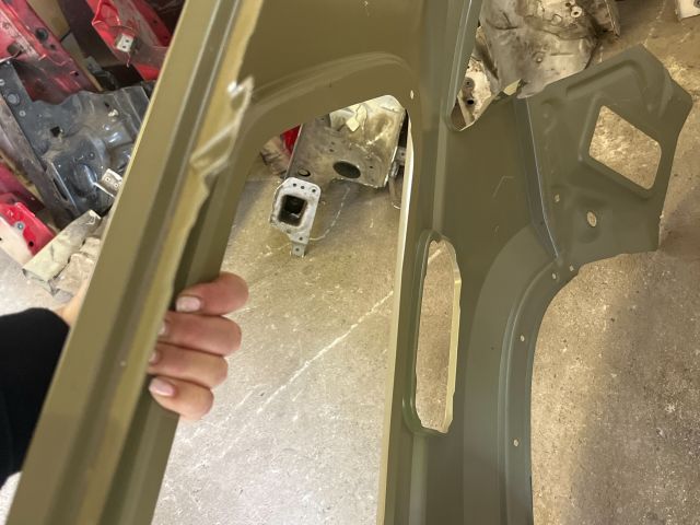 bontott SKODA KODIAQ Jobb hátsó Sárvédő