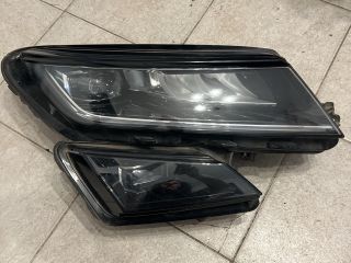 bontott SKODA KODIAQ Jobb Ledes Fényszóró