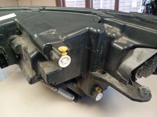 bontott SKODA KODIAQ Jobb Ledes Fényszóró