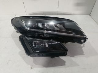 bontott SKODA KODIAQ Jobb Ledes Fényszóró