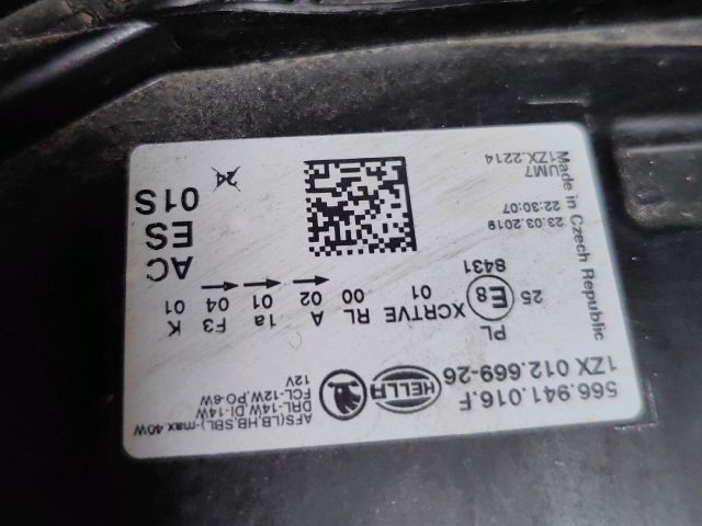 bontott SKODA KODIAQ Jobb Ledes Fényszóró