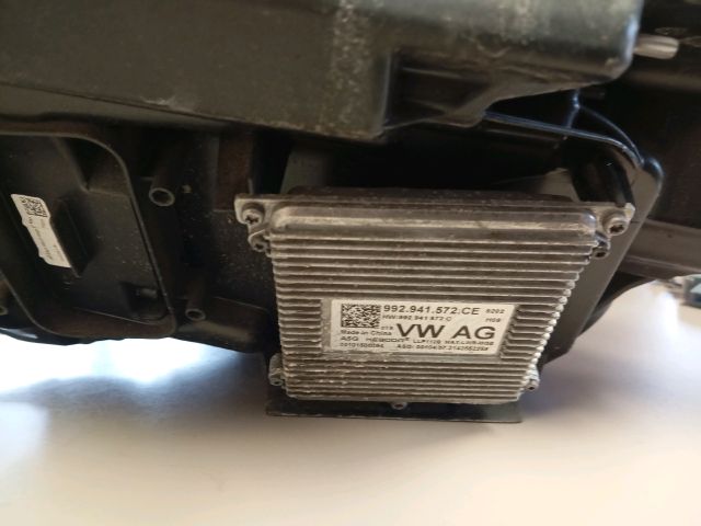 bontott SKODA KODIAQ Jobb Ledes Fényszóró