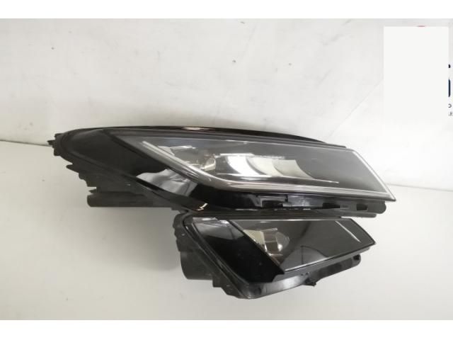 bontott SKODA KODIAQ Jobb Ledes Fényszóró