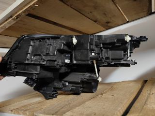 bontott SKODA KODIAQ Jobb Ledes Fényszóró