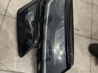 bontott SKODA KODIAQ Jobb Ledes Fényszóró