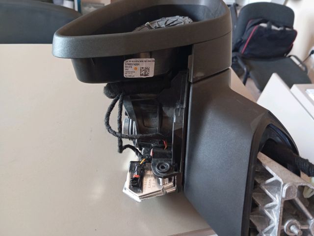 bontott SKODA KODIAQ Jobb Visszapillantó Tükör (Elektromos)