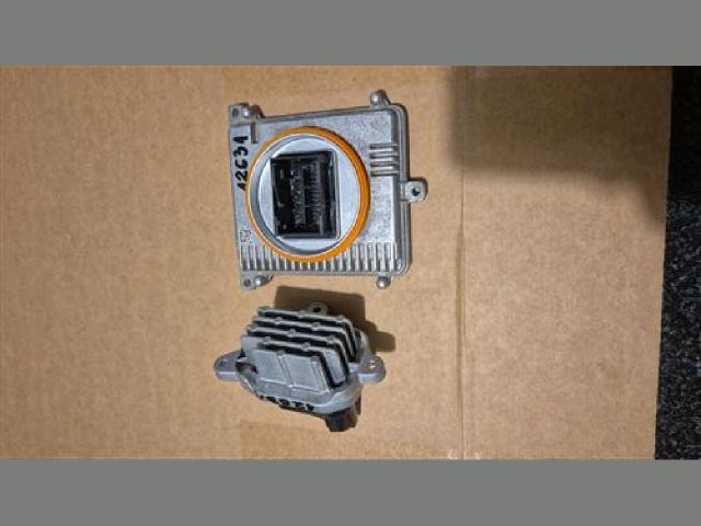 bontott SKODA KODIAQ Lámpa Vezérlő