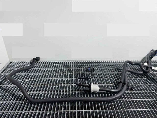 bontott SKODA KODIAQ Üzemanyagcső