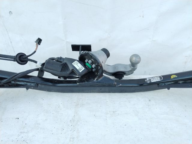 bontott SKODA KODIAQ Vonóhorog