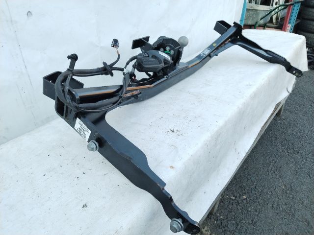 bontott SKODA KODIAQ Vonóhorog