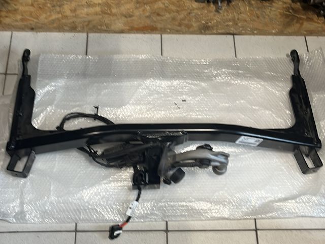 bontott SKODA KODIAQ Vonóhorog