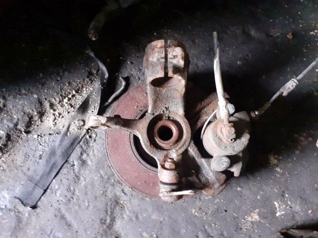 bontott SKODA OCTAVIA I Bal első Csonkállvány Kerékaggyal