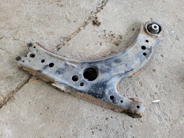 bontott SKODA OCTAVIA I Bal első Lengőkar